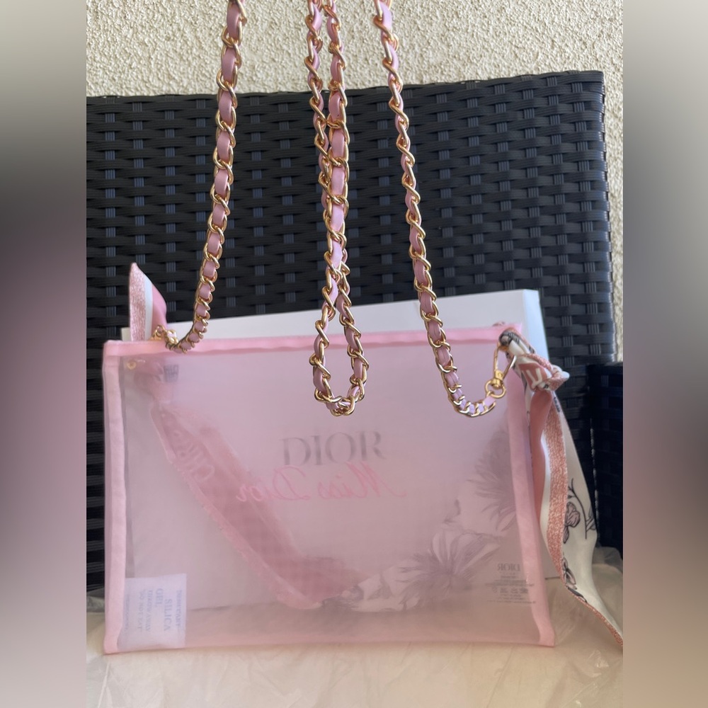 Dior - Picture 6 of 11